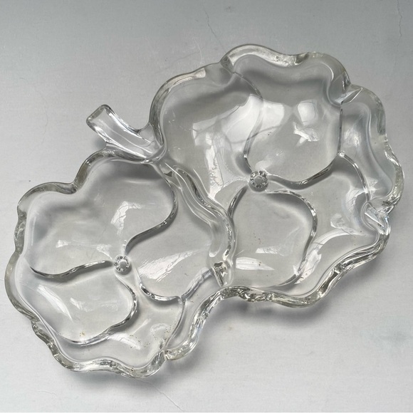4 Vintage Pansy Snack Candy Divided Dishes Trinket Tray Stackable Glass - Picture 4 of 11